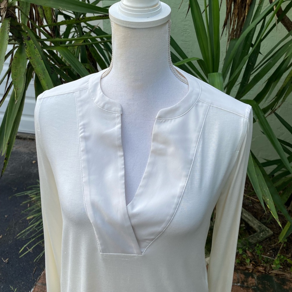 Ivory V Neck blouse
